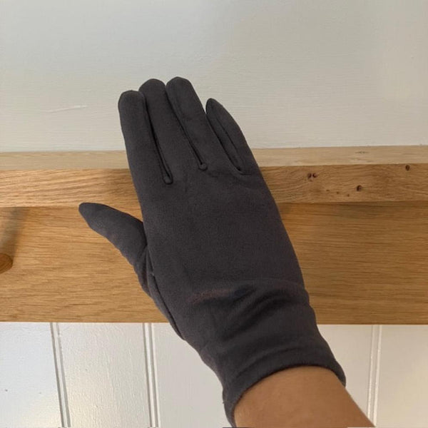 Fabulous gloves with overlapping animal print wrist warmers