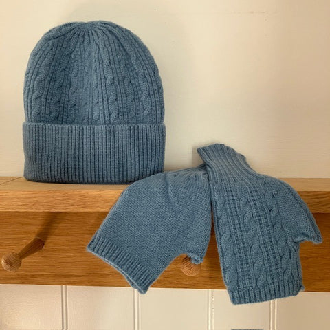 The Agnes Hat & Fingerless Gloves Light Blue are the ideal cosy set for school runs, winter walks and shopping trips