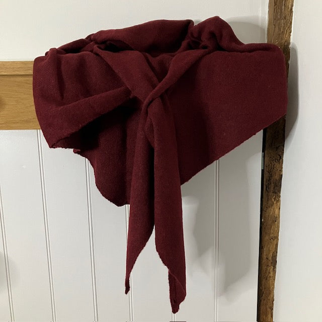 The Aida Scarf Mulberry in this on-trend triangular shape is the versatile must have accessory of the season; can be worn 3 ways