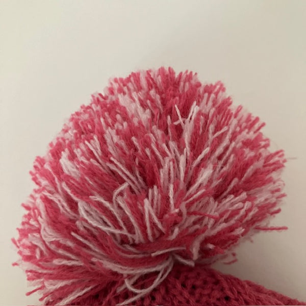 The Alva Hat Pink is a super warm and cosy, ideal for keeping kids warm in the cold weather