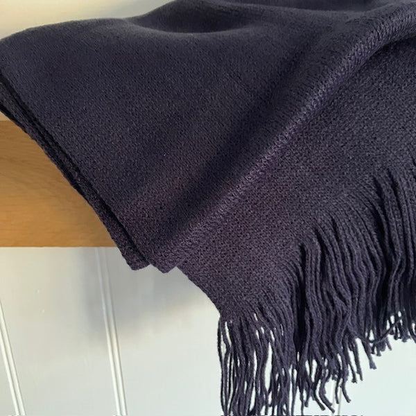 The Aren scarf is light weight but super cosy