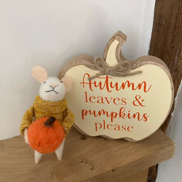 The Autumn Leaves Block Sign is ideal if you are looking at adding some Autumn inspired details to your cosy home this fall