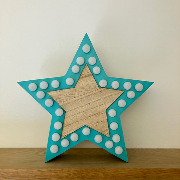 The Blue Star LED Light Box is a fabulous on-trend light feature, perfect for adding cosy ambient lighting and stylish décor to any space.