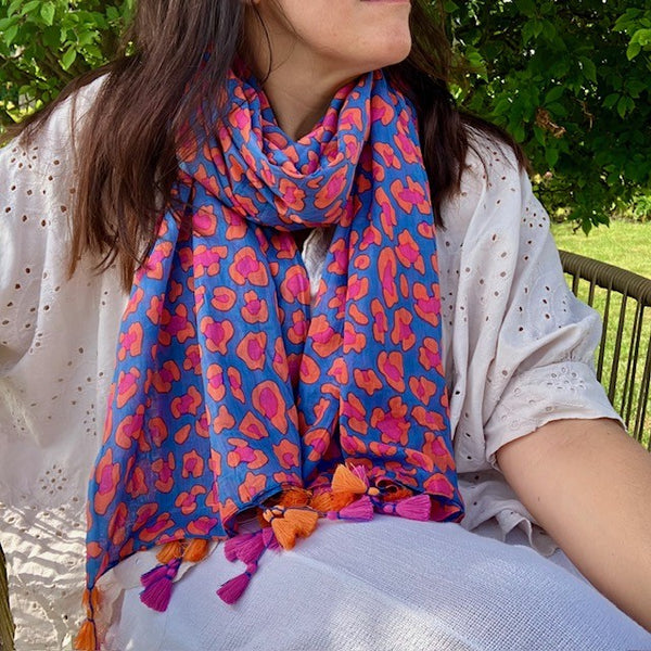 The Cari Scarf Blue can be worn in multiple ways and has enough material to double up as a long sarong.