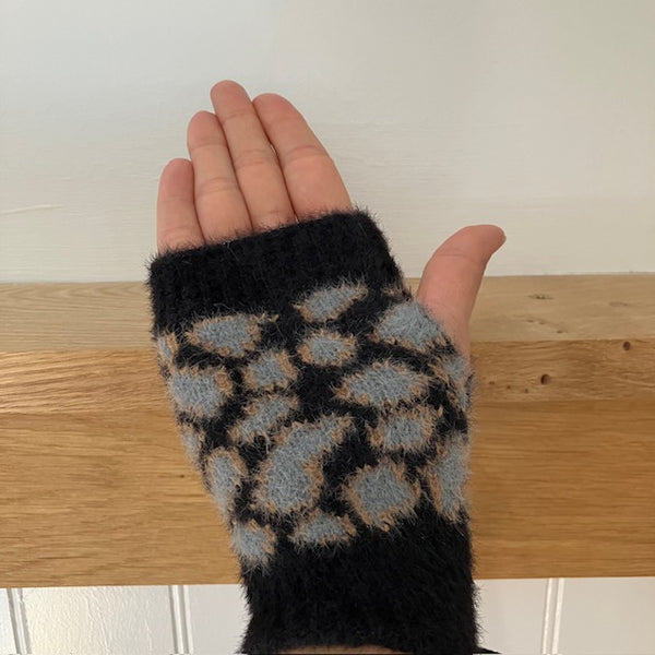 Fabulous gloves with overlapping animal print wrist warmers