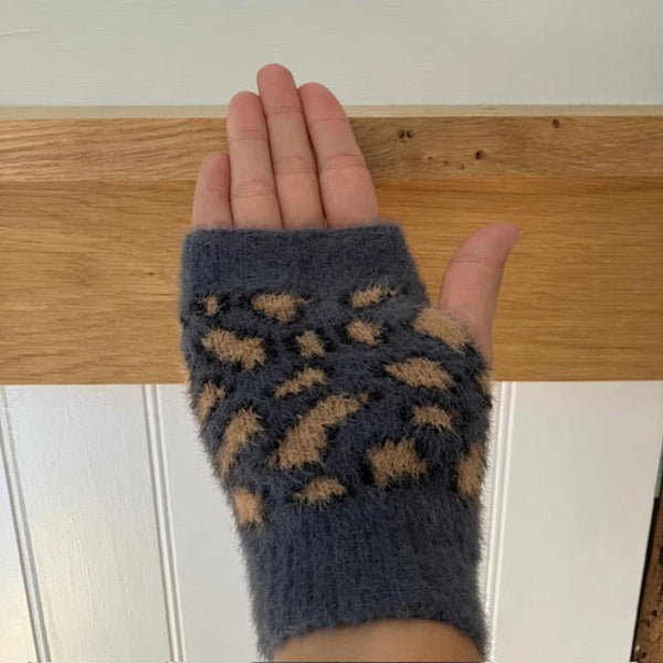 Fabulous gloves with overlapping animal print wrist warmers