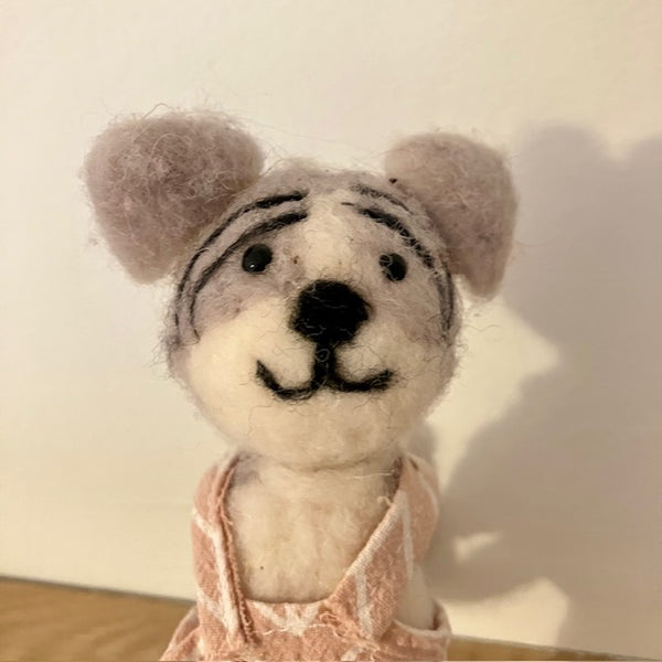 Introducing "Clementine Cat" - Felt Friends make thoughtful gifts and cosy home decor