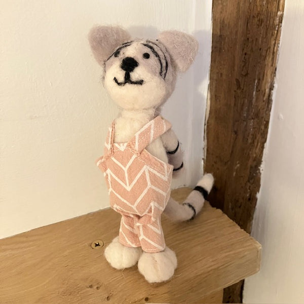 Introducing "Clementine Cat" - Felt Friends make thoughtful gifts and cosy home decor