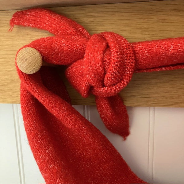 The Cosette Scarf ties around the shoulders and neck area really neatly 