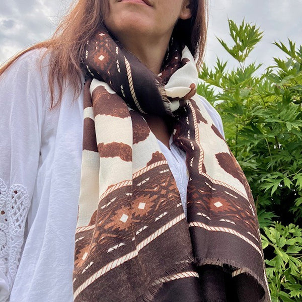 Gorgeous rich browns and cream coloured scarf