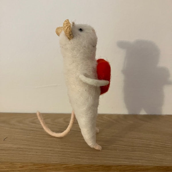 Introducing "Hope Mouse" Felt Friends make thoughtful gifts and cosy home decor