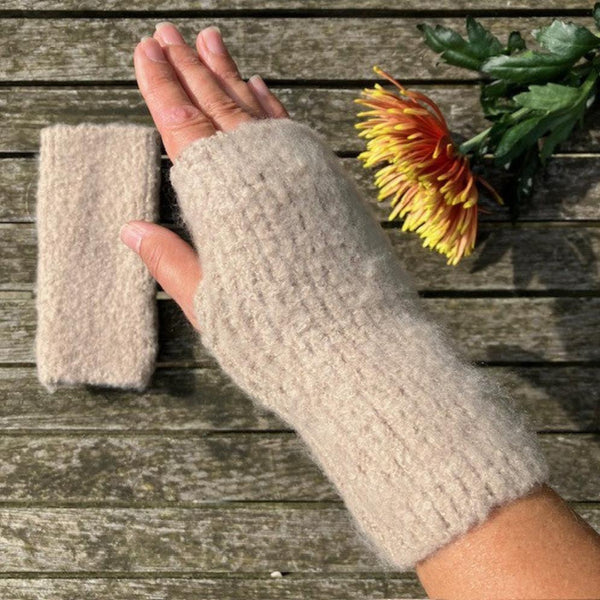 Jenn Boucle Knitted Wrist Warmers Ecru are super soft, cosy & ideal when you need your fingers free for all those busy jobs