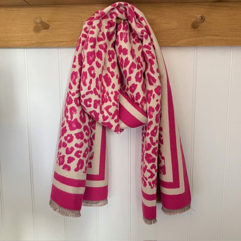 The Nala Pink is a stunning scarf that will without doubt help you stand out from the crowd