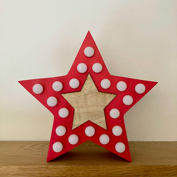 The Red Star LED Light Box is a fabulous on-trend light feature, perfect for adding cosy ambient lighting and stylish décor to any space.