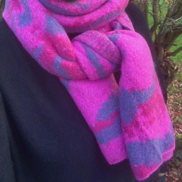 The Riley Leopard Print Knitted Scarf Pink in these fabulous bold colours is super soft and cosy