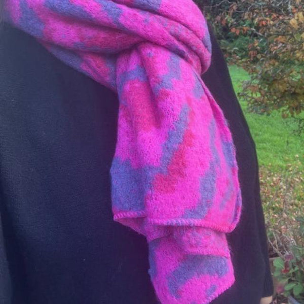 The Riley Leopard Print Knitted Scarf Pink in these fabulous bold colours is super soft and cosy