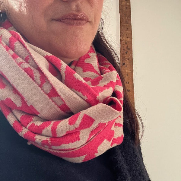 The Serenity Snood is in a fabulous bright Pink and ecru colourway