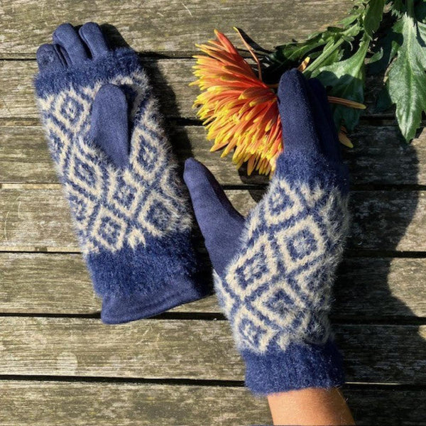 The Sloane Gloves Navy are a fabulous combination of gloves with overlapping wrist warmers for added warmth