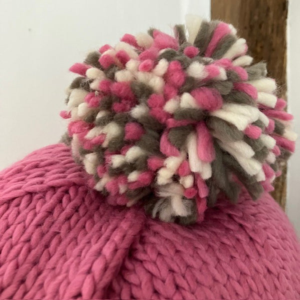 The Tabitha Hat & Fingerless Gloves Pink are a lovely cosy knitted set