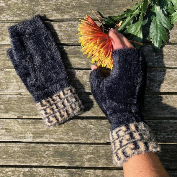 The Tess Fingerless Gloves Black are fabulously soft, fluffy and incredibly stylish