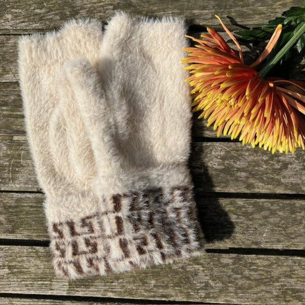 The Tess Fingerless Gloves Cream are fabulously soft, fluffy and incredibly stylish