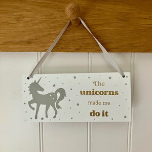 Fun cosy sign for Unicorn and horse fans.