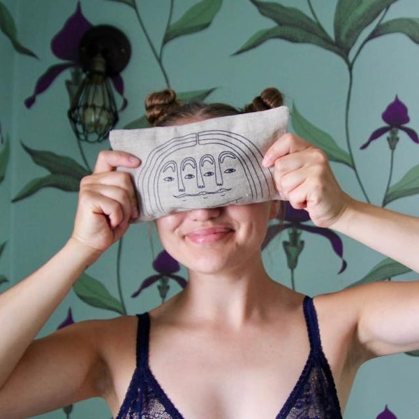 Eye Pillow Natural is a wonderfully cosy and relaxing weighted eye pillow