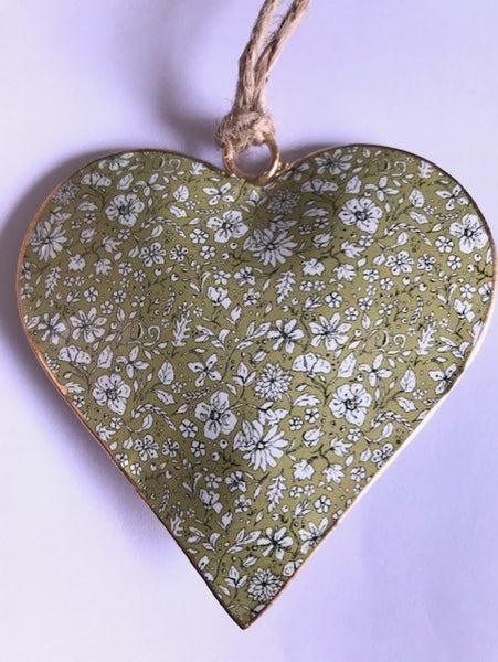 Small Floral Metal Heart - Olive