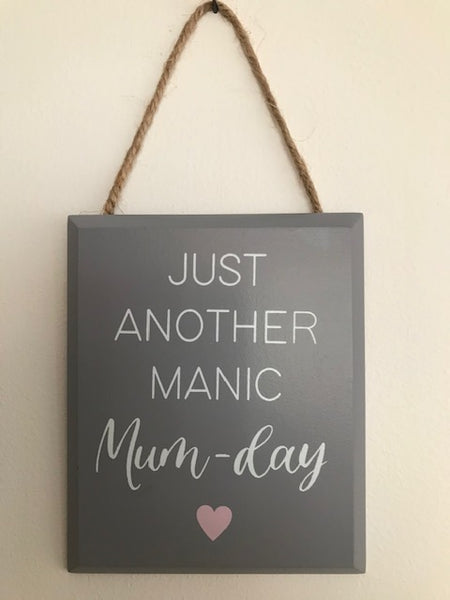 Mum-Day Sign